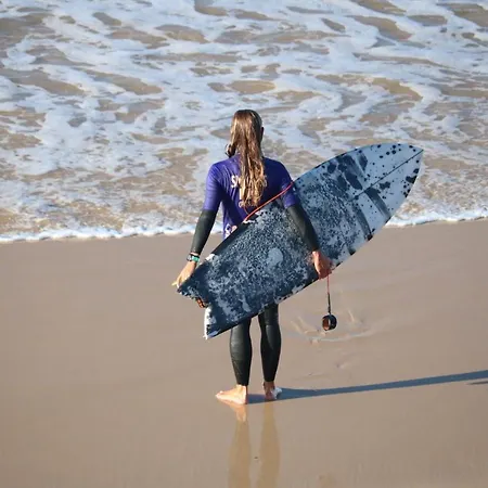 호텔 Good Surf Good - *